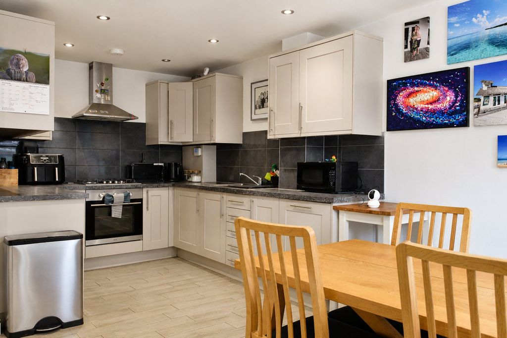 Property photo 3 of 14 Picture No. 04