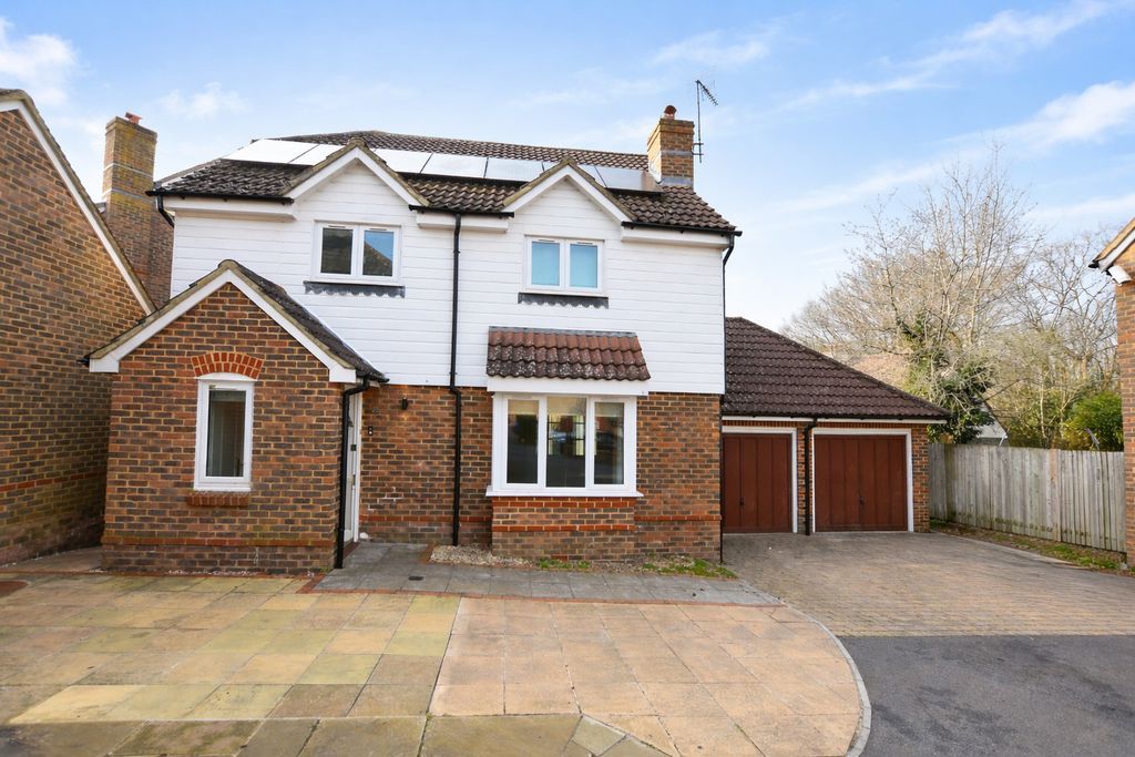 Property photo 1 of 18 Photo 17