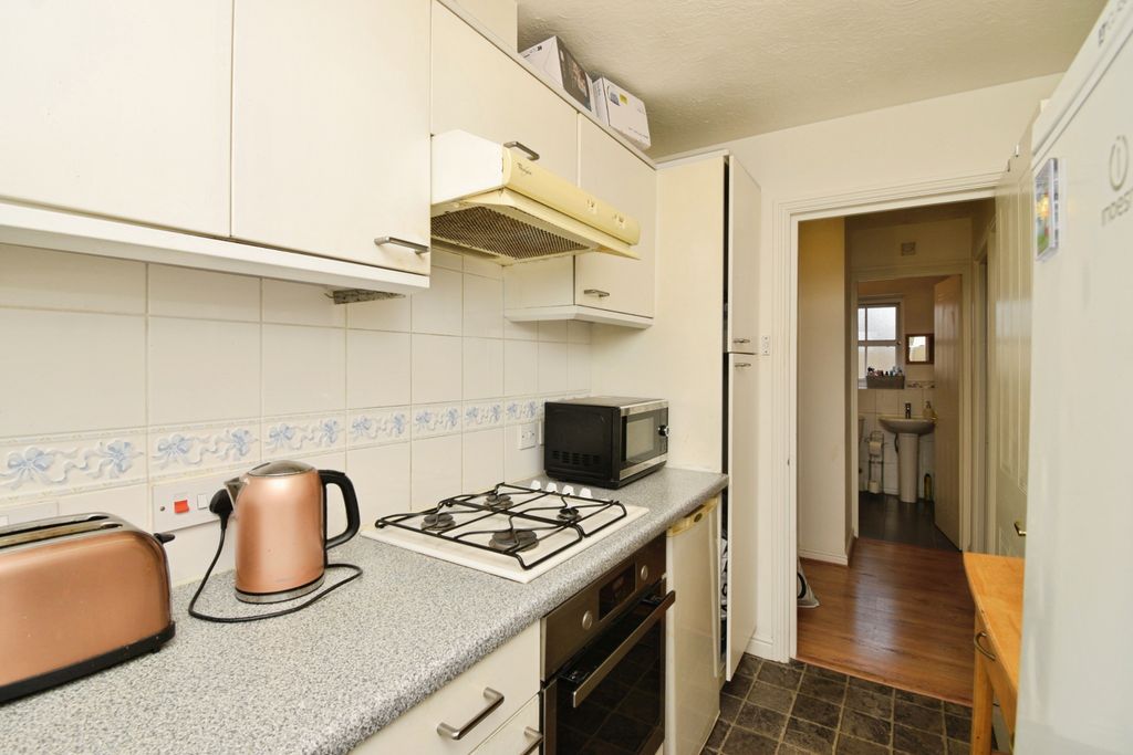 Property photo 2 of 18 2