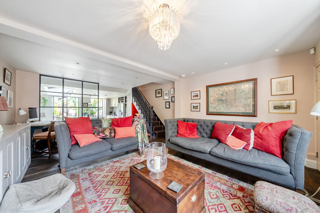 Property photo 3 of 35 1484550-10-6A4513...