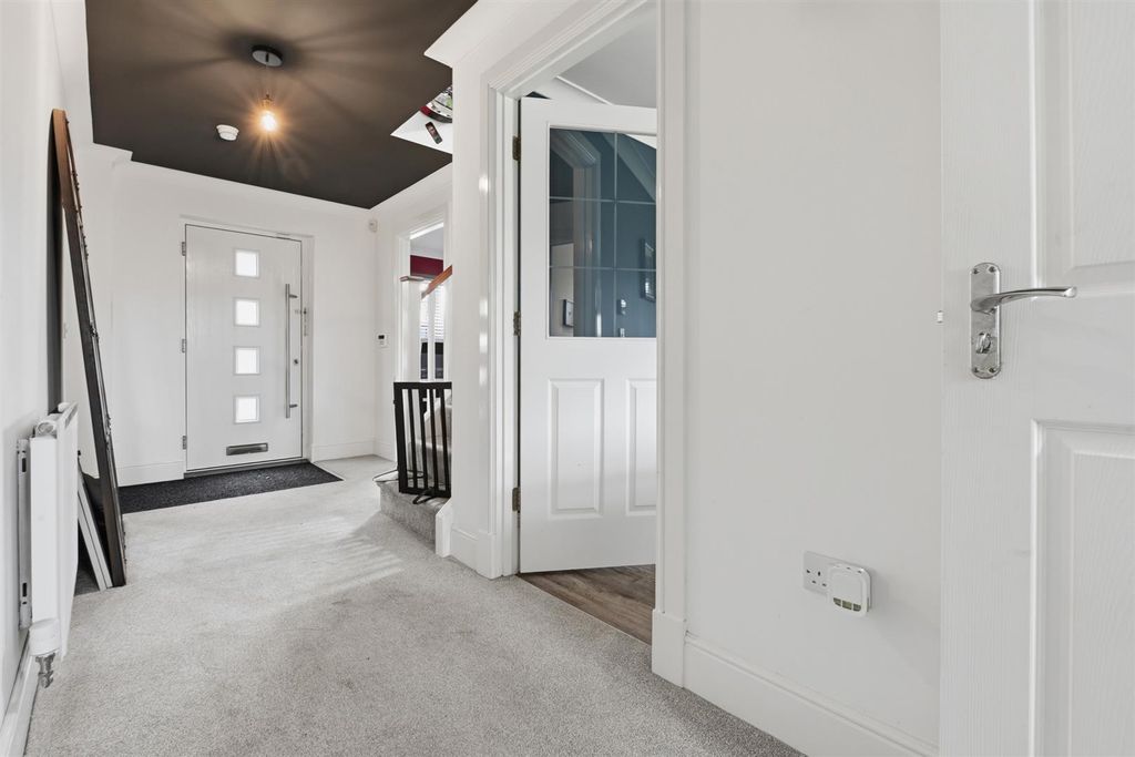 Additional image 6 of 5 bed detached house for saleHedgehog Walk, Edinburgh EH17