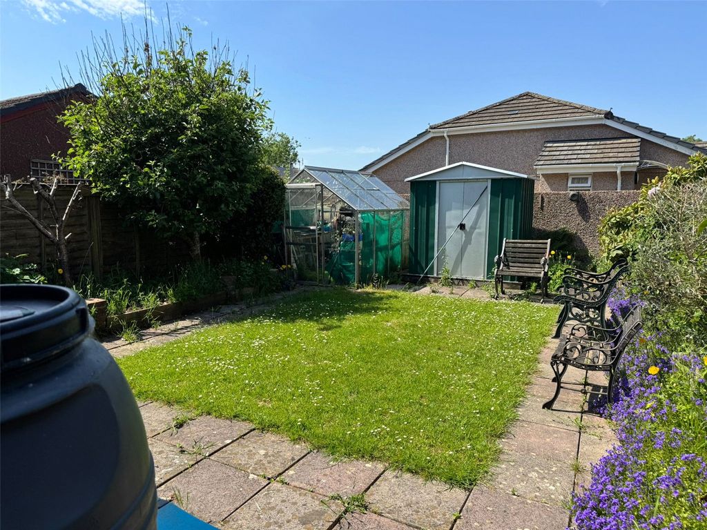Property photo 2 of 8 Picture No. 10