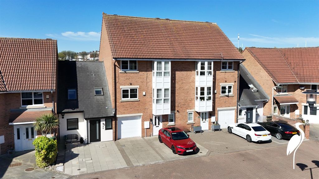 Property photo 1 of 38