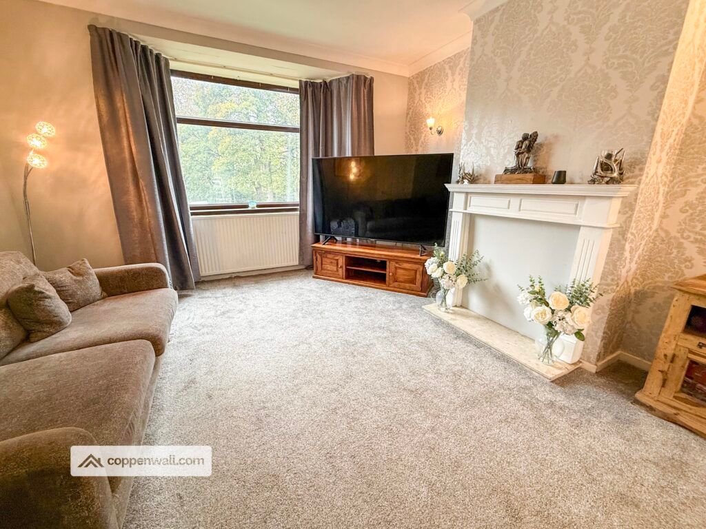 Property photo 2 of 32