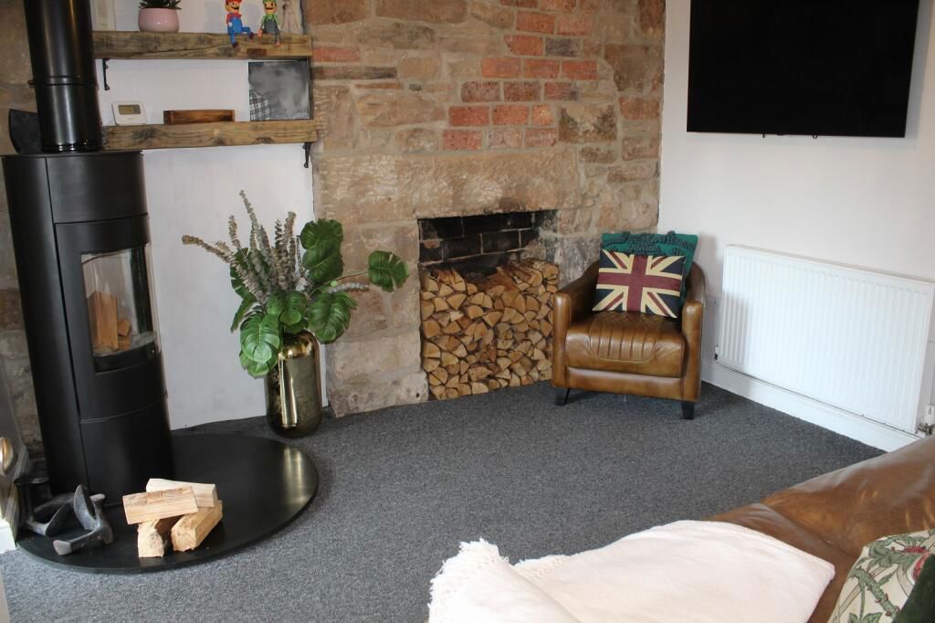 Property photo 2 of 19