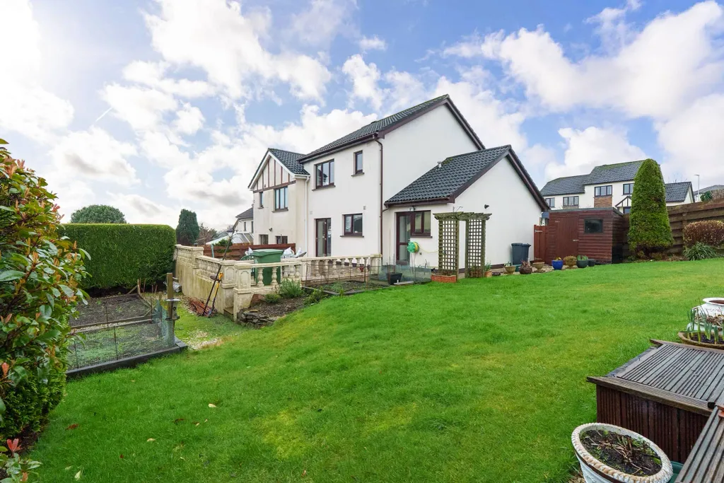 Property photo 3 of 24