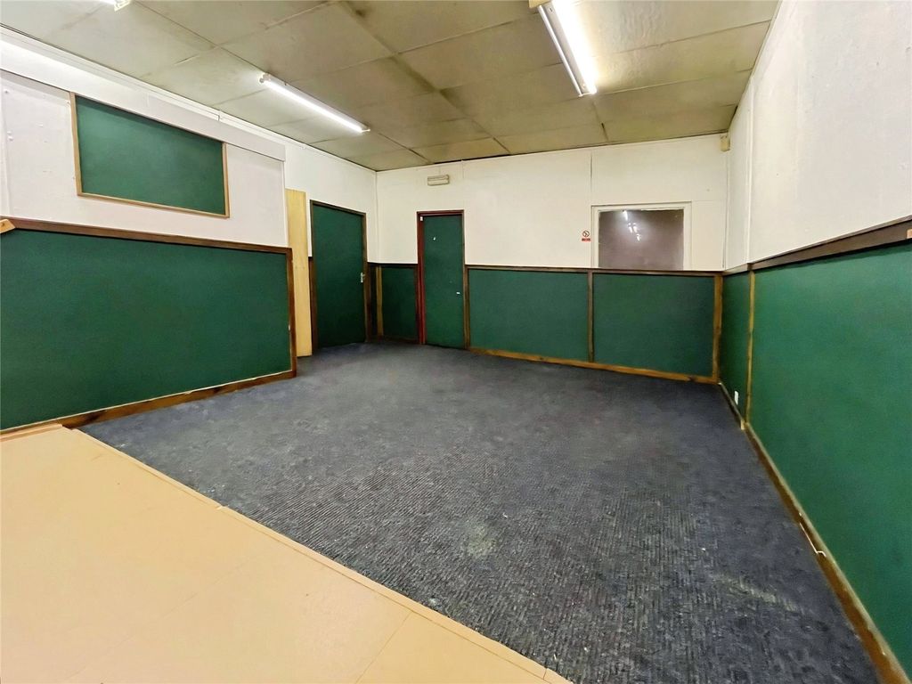 Property photo 3 of 7 Picture No. 06