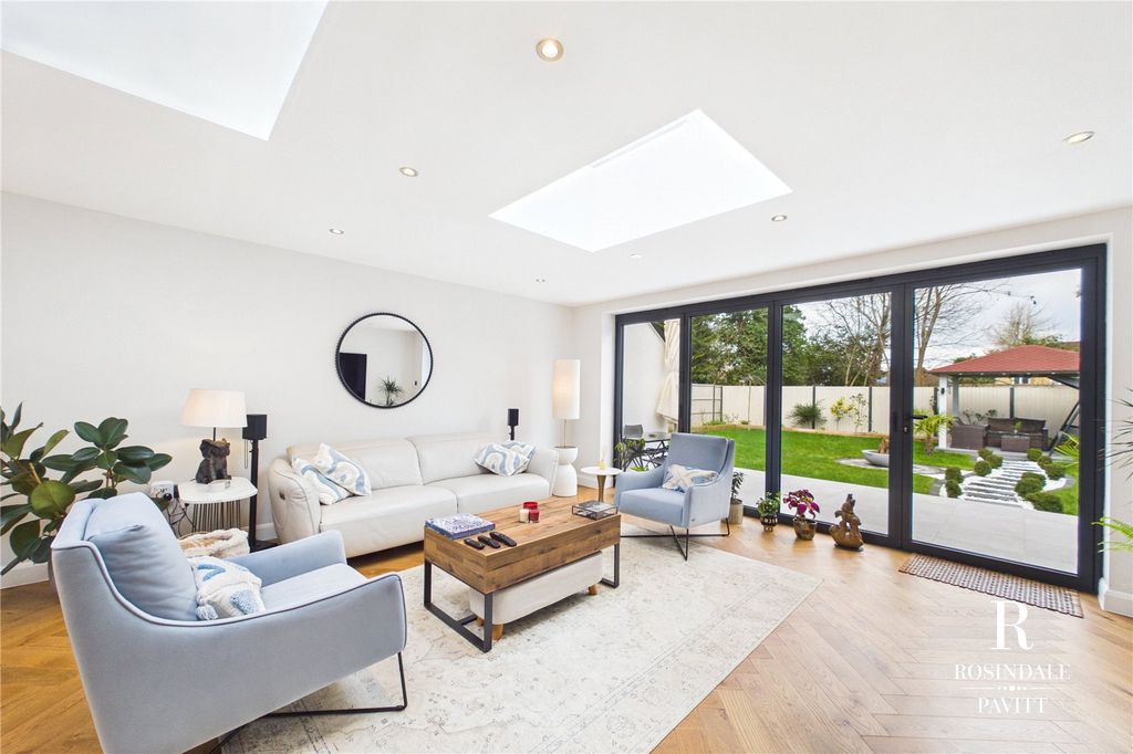 Property photo 2 of 44 Picture 2