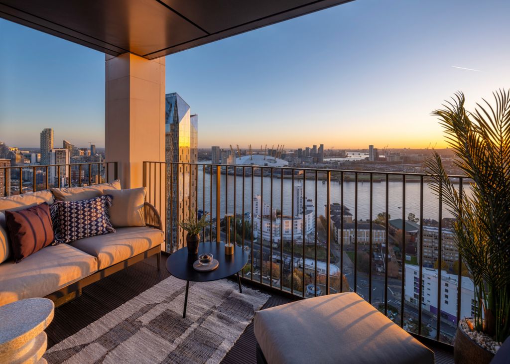 Property photo 1 of 13 6889_027.Jpg