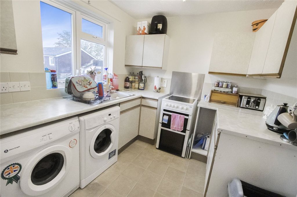 Property photo 1 of 10 Picture No. 23