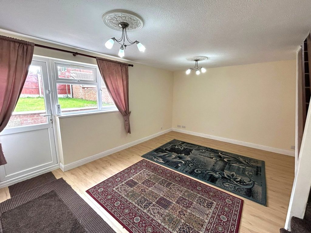 Property photo 2 of 17 Picture No. 06