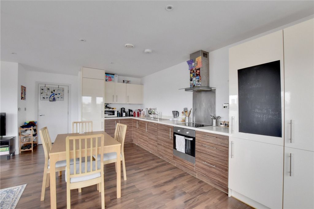Property photo 3 of 17 Picture No. 08