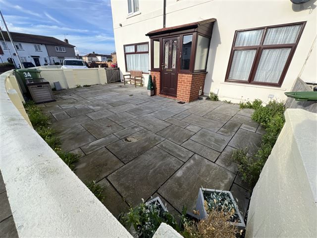 Property photo 1 of 12 Front View