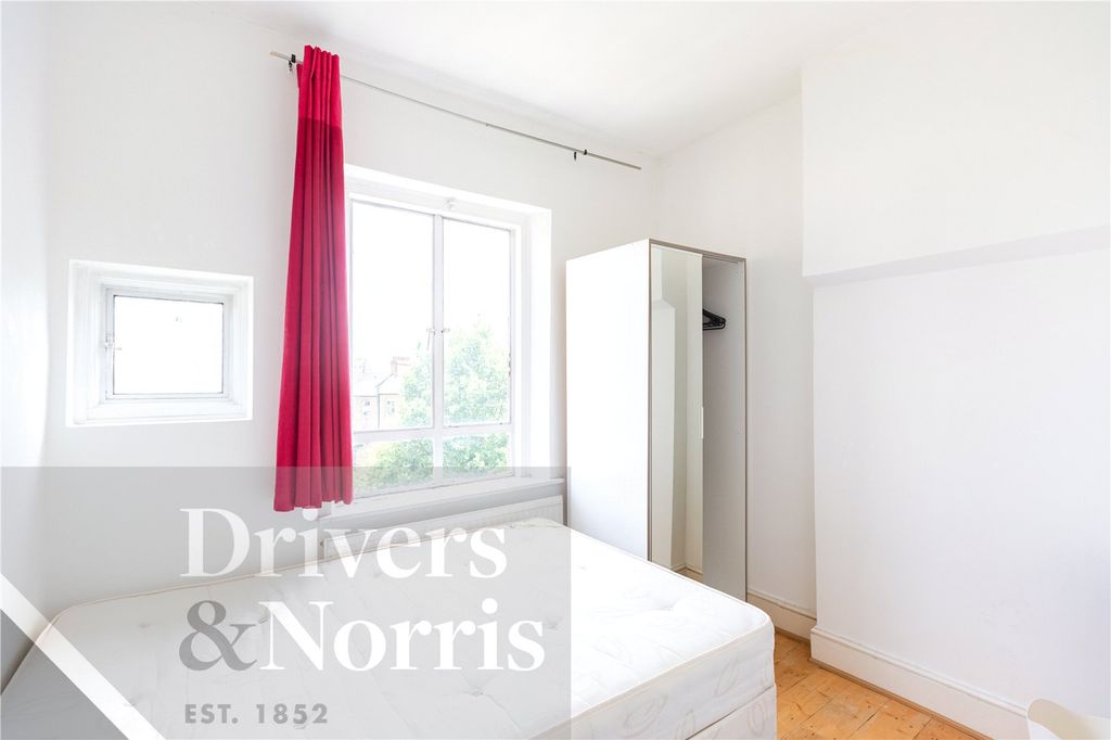 Property photo 2 of 7 Picture No. 06