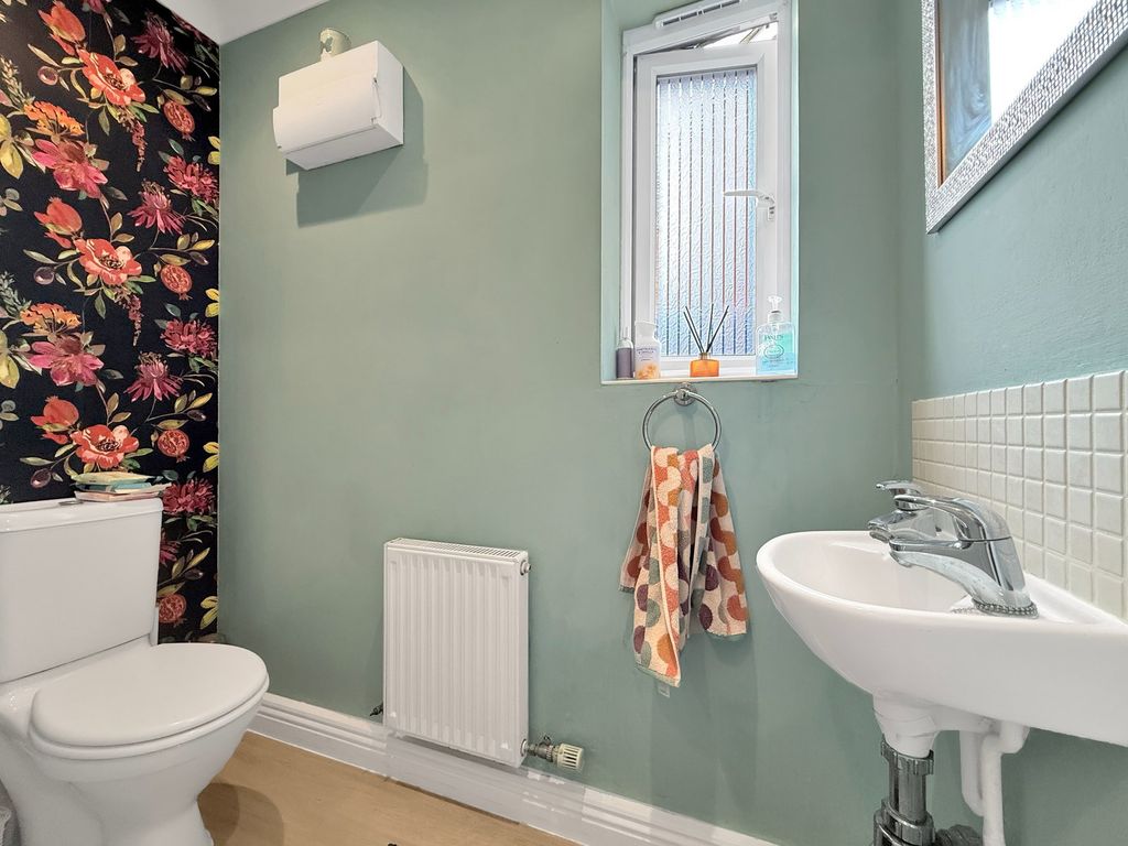 Property photo 3 of 26