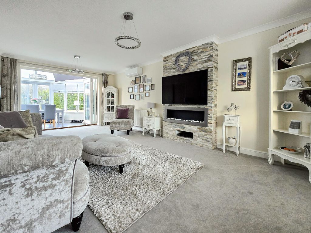 Property photo 2 of 14 Living Room