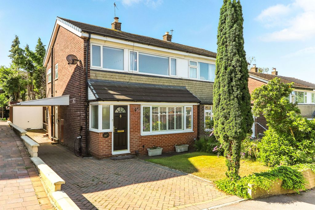 Property photo 1 of 21