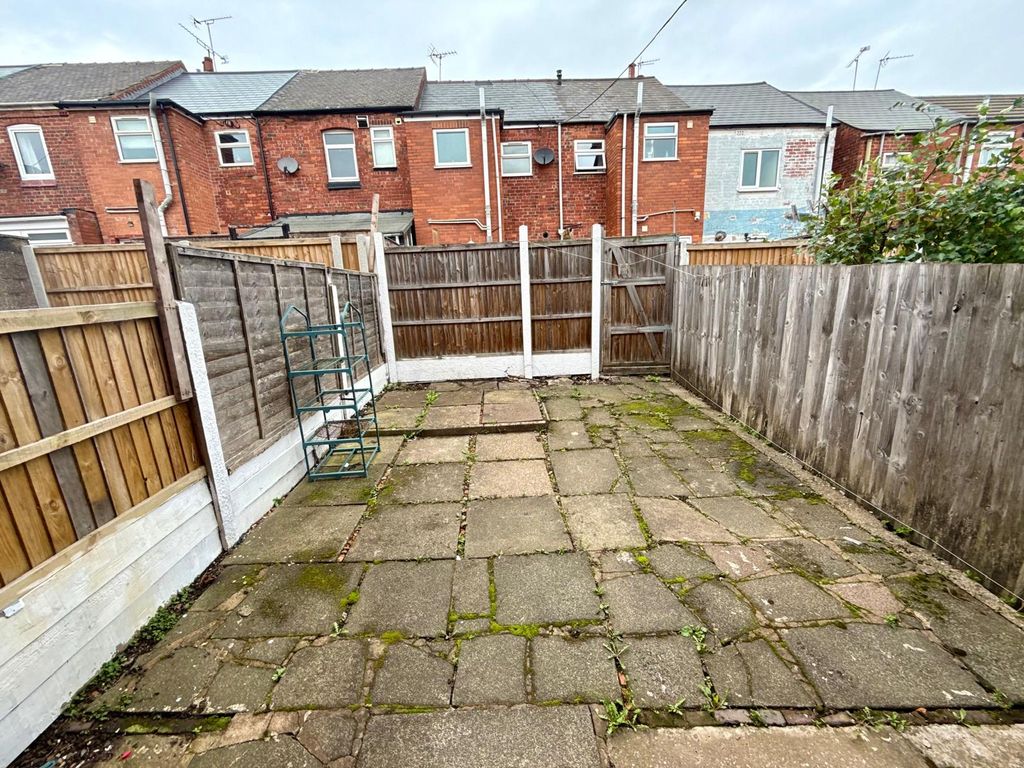 Property photo 3 of 8