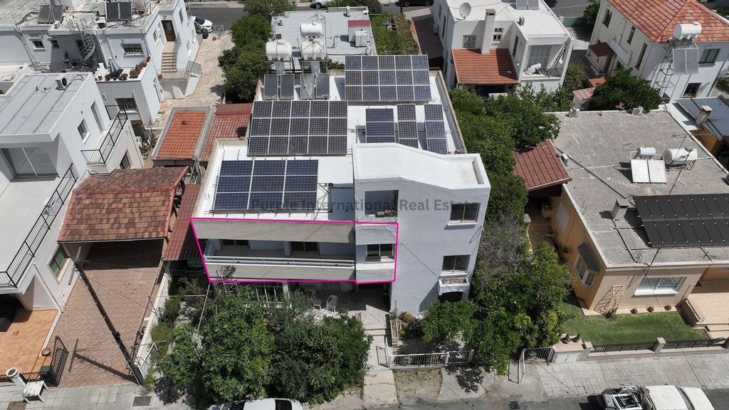 Property photo 2 of 29