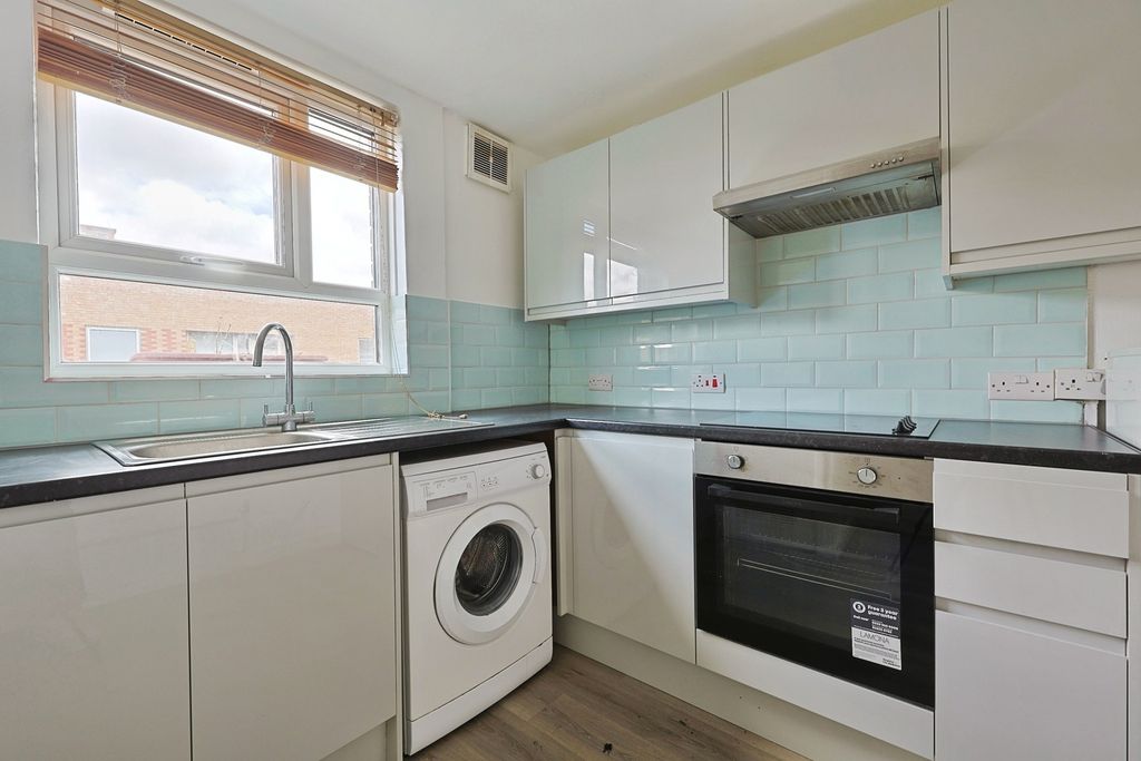Property photo 1 of 15 Pbox-Img.Jpg