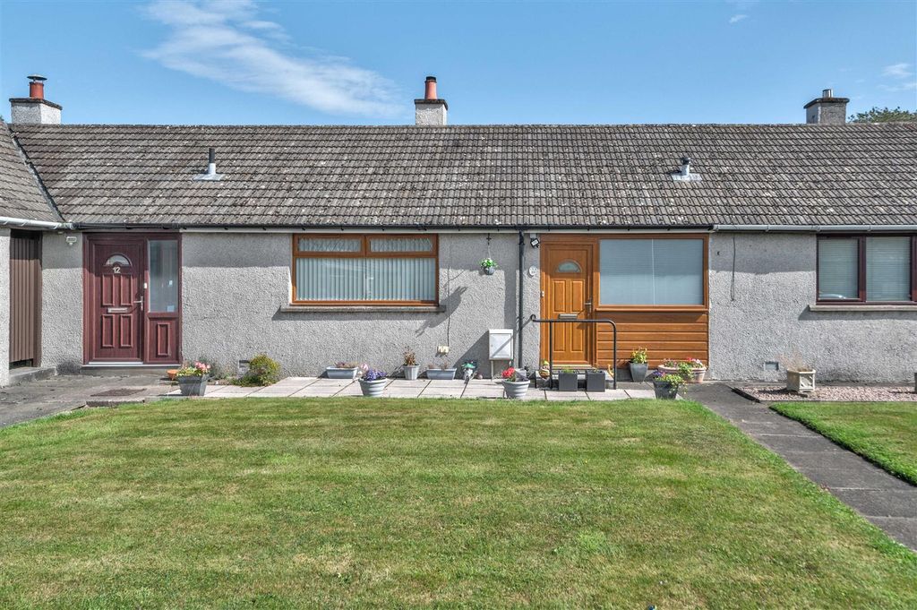 Property photo 1 of 13 10 Quarry Road Muirhead-10.Jpg