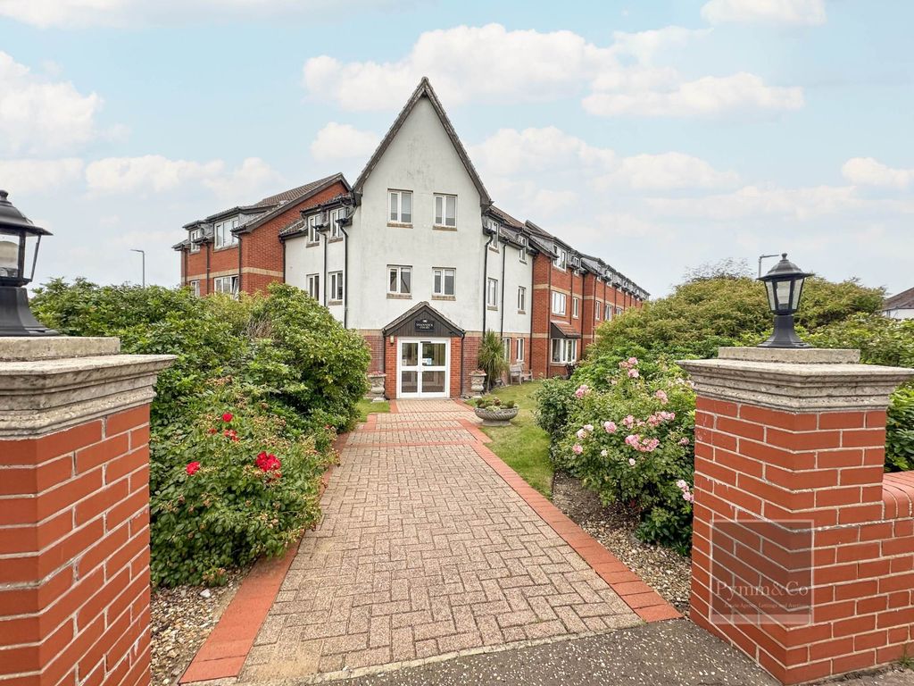 Property photo 2 of 9