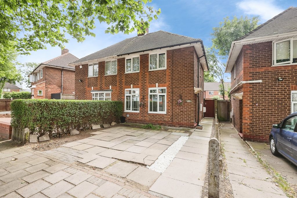 Property photo 1 of 12