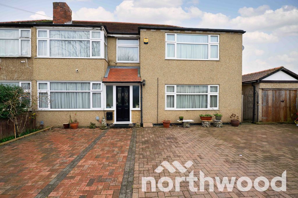 Property photo 1 of 22