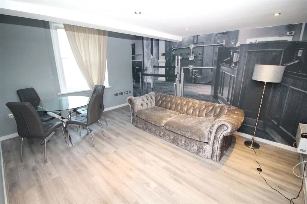 Property photo 3 of 7