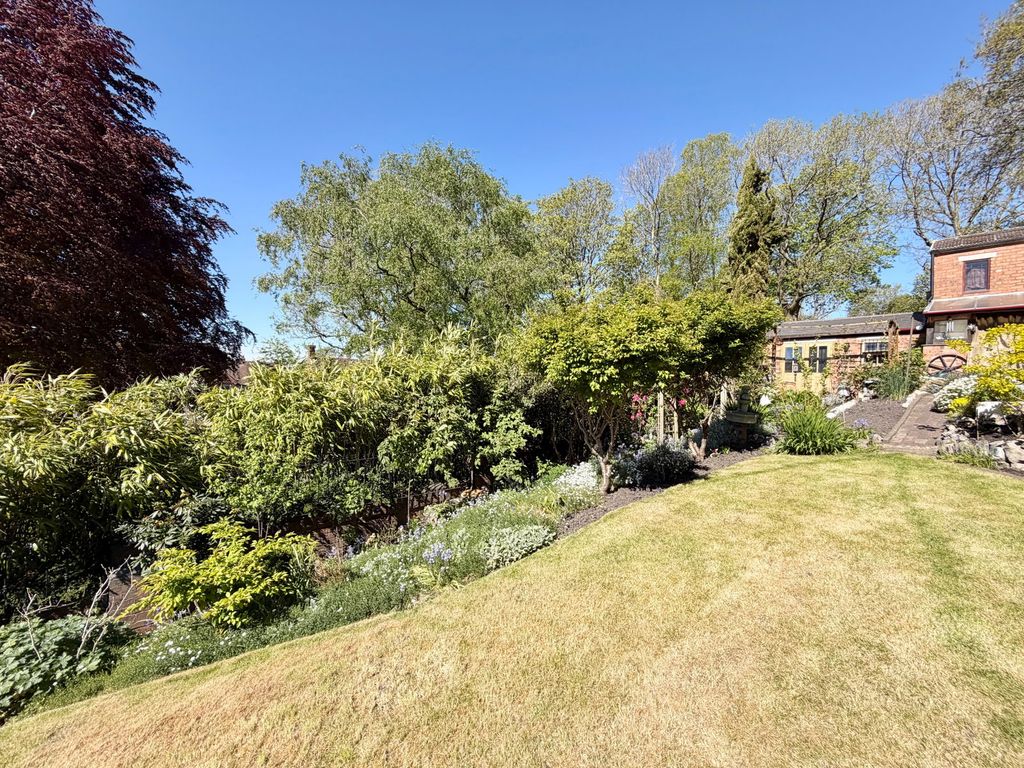 Property photo 3 of 53