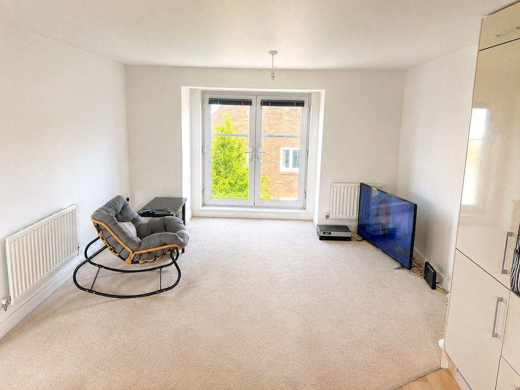 Property photo 3 of 8 Picture No. 04