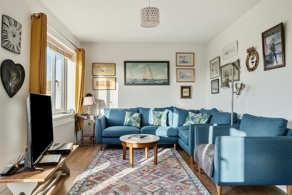 Property photo 2 of 23 5046752