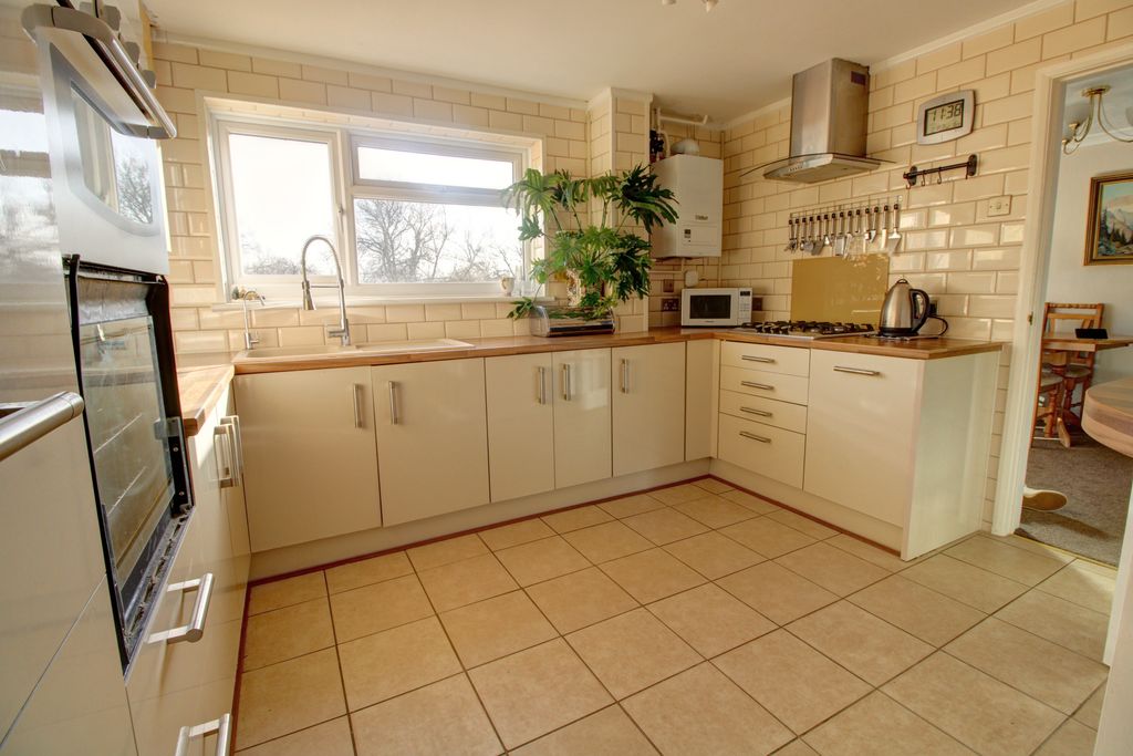 Property photo 3 of 13 Photo #3