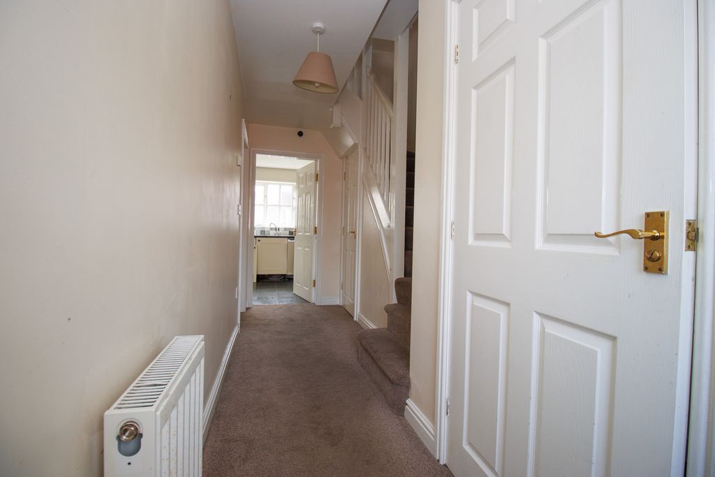 Property photo 3 of 26
