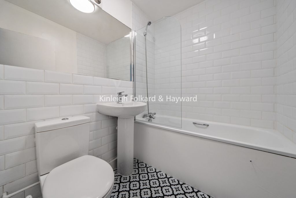 Property photo 2 of 7 880Efb93-B361-47cd-8