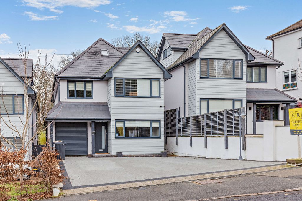 Property photo 1 of 24