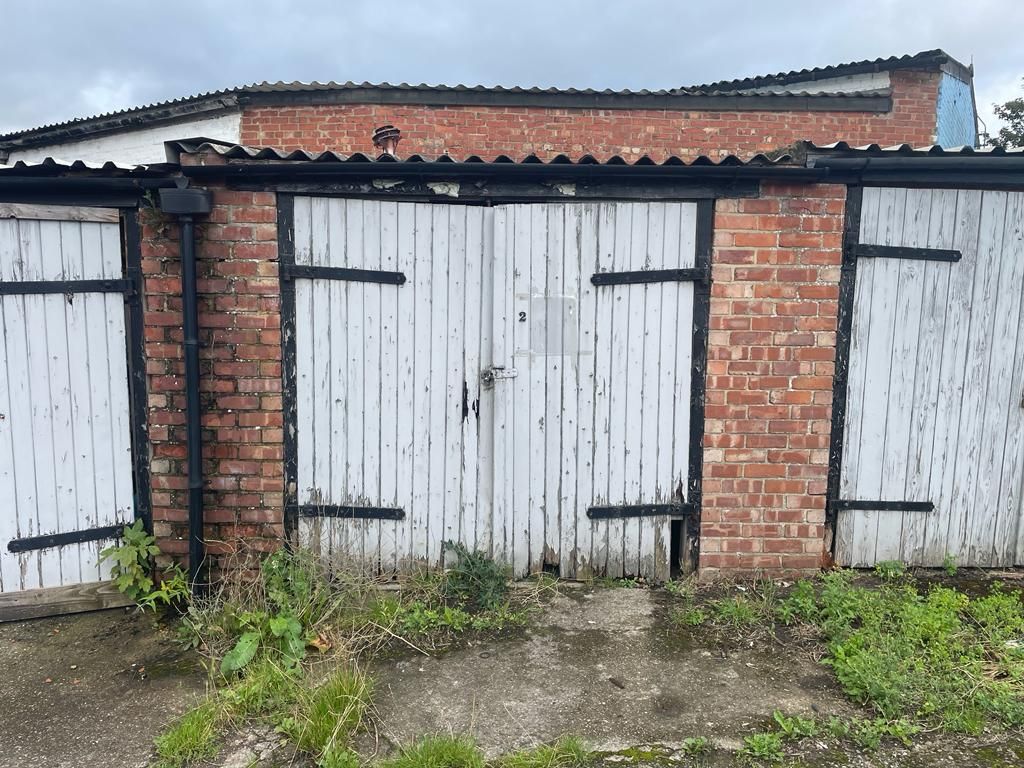 Property photo 1 of 1 General Whatsapp Ima