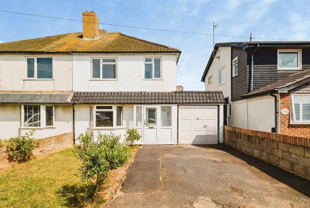 Property photo 1 of 22