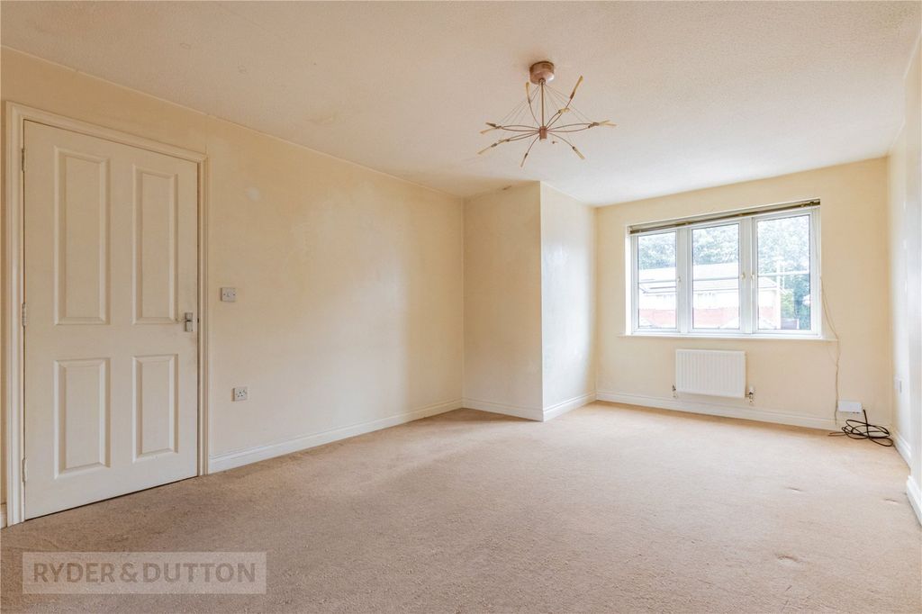 Property photo 2 of 17 Living Room