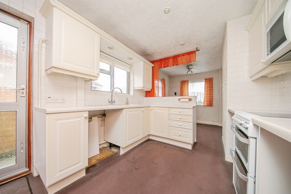 Property photo 3 of 19