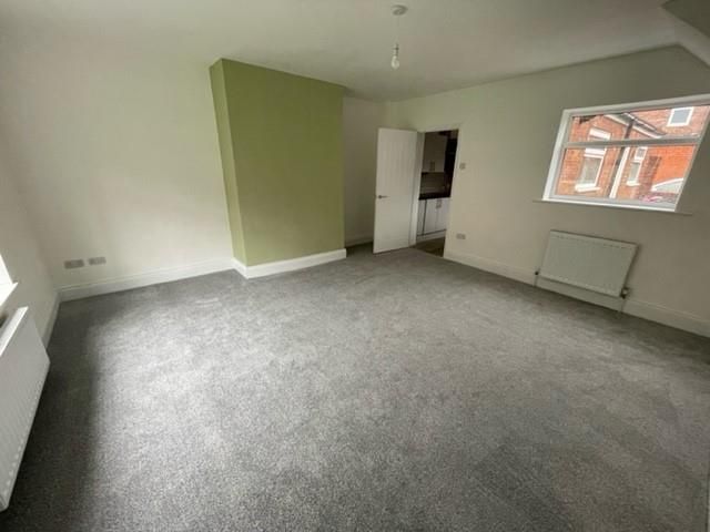 Property photo 2 of 7 20 Charles l.Jpg