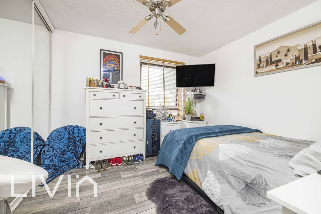 Property photo 2 of 13 120A1162