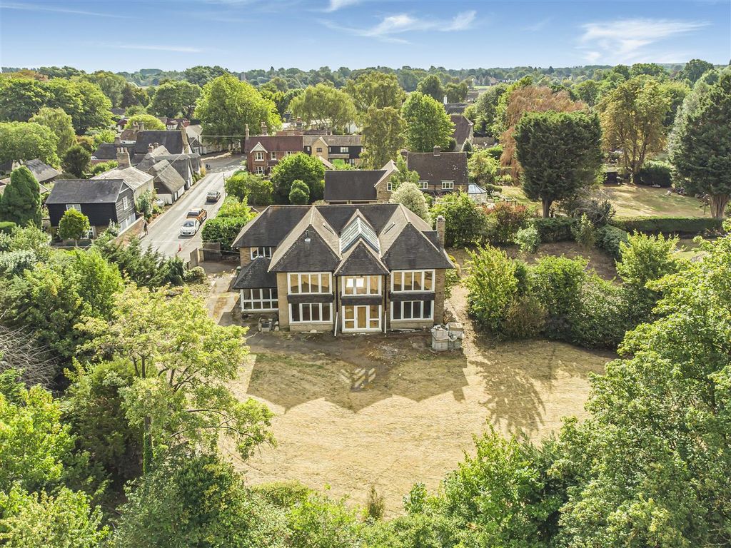 Property photo 1 of 33 22_60734.Jpg