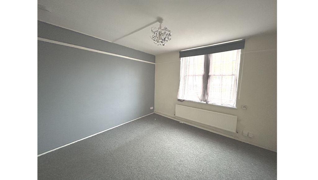 Property photo 3 of 12 Img_1418[1].Jpg