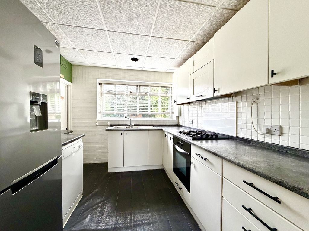 Property photo 3 of 14 Not Specified