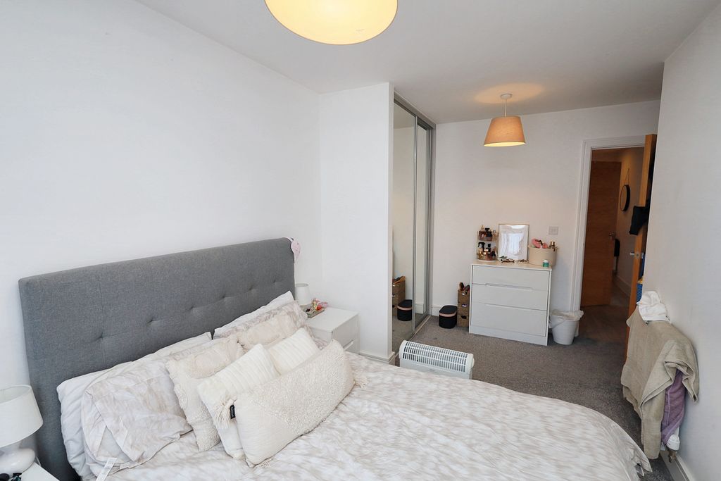 Property photo 1 of 7 50 Suffield Lodge, Suffield Hill, High Wycombe, Buckinghamshire, Hp11 2Fr