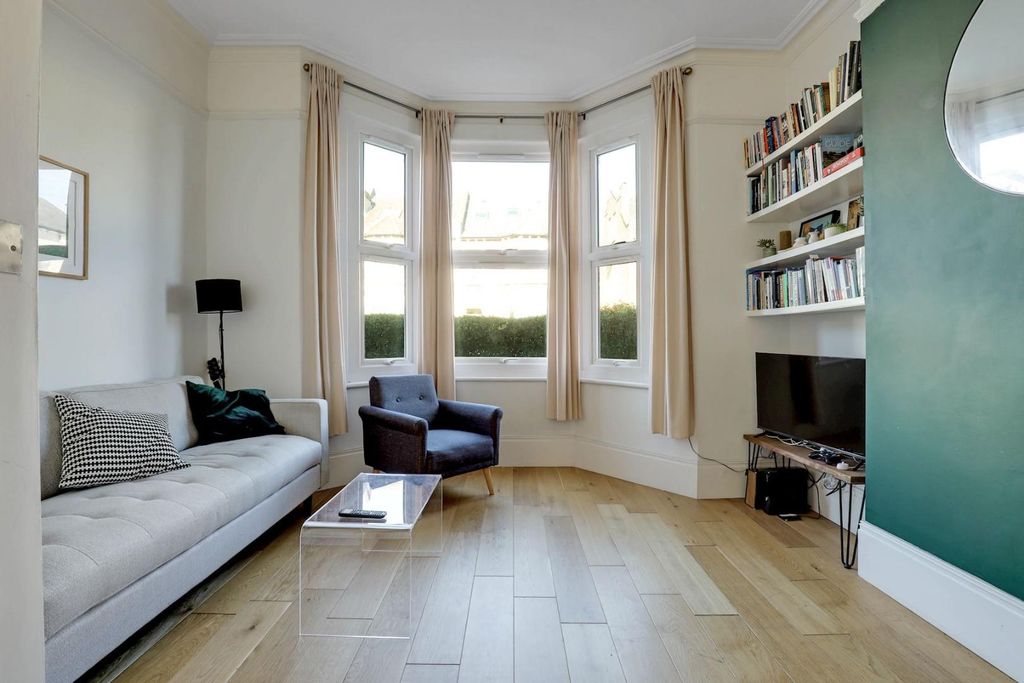 Property photo 1 of 12 05-162Ajhpropworld - 97A Venner Road - 5-Medium.Jp