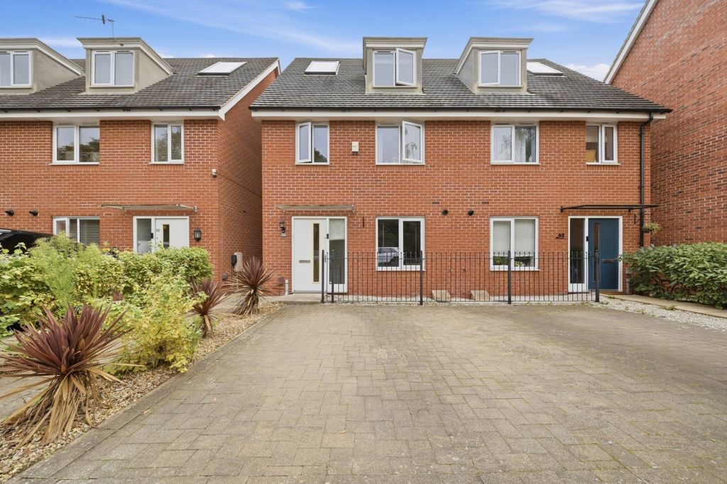 Property photo 1 of 16 Picture No. 03