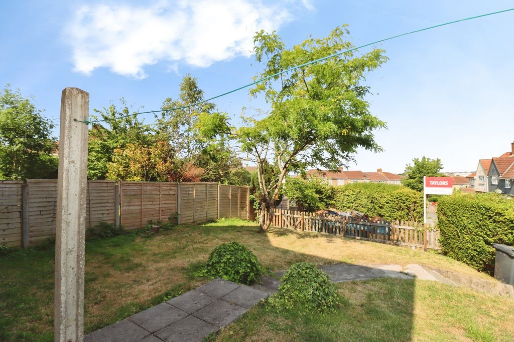 Property photo 2 of 16 Pbox-Img.Jpg
