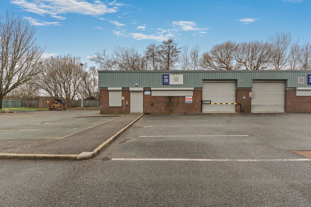 Property photo 1 of 9